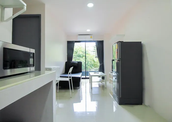 Oyo 322 Shady 32 Hotel Bangkok
